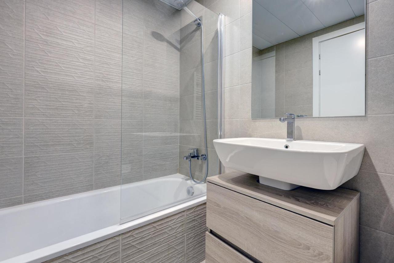 Stylish 2 Bedroom Apartment In Estepona Old Town Exteriér fotografie